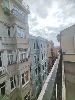 City view from property - Frame Luxury Apartments  (İstanbul)