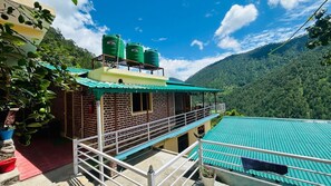 Exterior - Mehra paradise and cafe (Niglat)