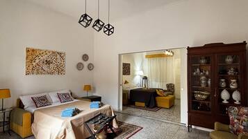 2 habitaciones, escritorio, wifi gratis y ropa de cama