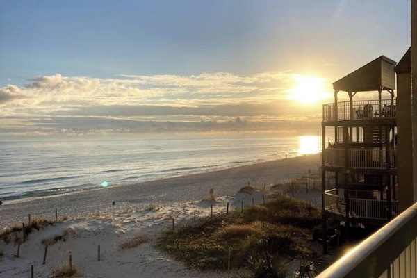 特色公寓式客房, 1 间卧室, 阳台, 海滩景观 | 阳台景观