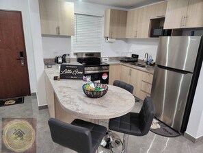 Apartment, 1 Bedroom, Accessible, Private Pool | Interior - Simpson's Little Gem 1 (Kingston)