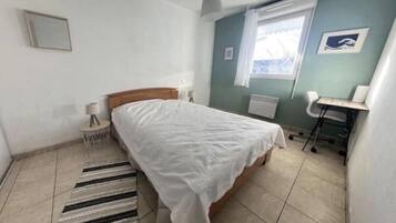 1 chambre, fer et planche Ă repasser, Wi-Fi gratuit