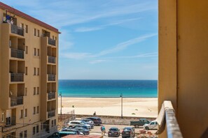 On the beach - Lances Sun | Modern apartment in front of Los Lances Beach ideal for 6 travelers (Tarifa)