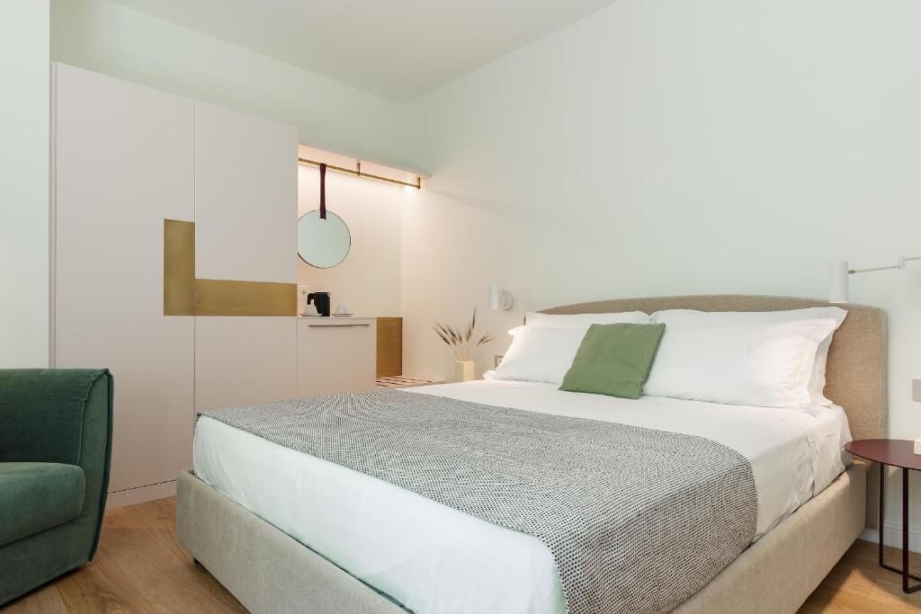 Double Room | In-room safe, blackout drapes, soundproofing, iron/ironing board