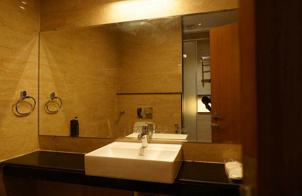 Basic Double Room, Patio, Garden View | Bathroom