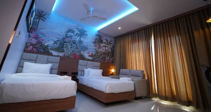 Himayat Grand