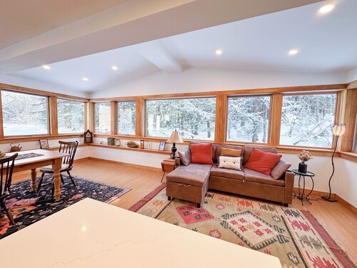 Tucked away on nearly two private acres and surrounded by peaceful woodland, this cozy yet modern 3 bedroom, 2 bathroom, home offers the perfect blend of seclusion and easy access to Vermont’s best outdoor adventures—year-round.
