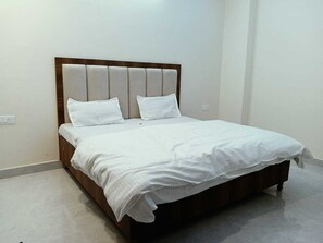 House - Hotel O Chhajarasi Colony (Ghaziabad)