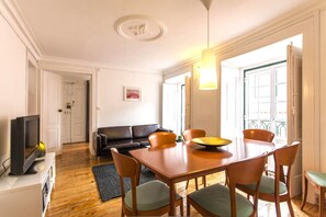 Dining - C2 Authentic Stay | XVIII Century Charm | DT (Lisboa ciudad)