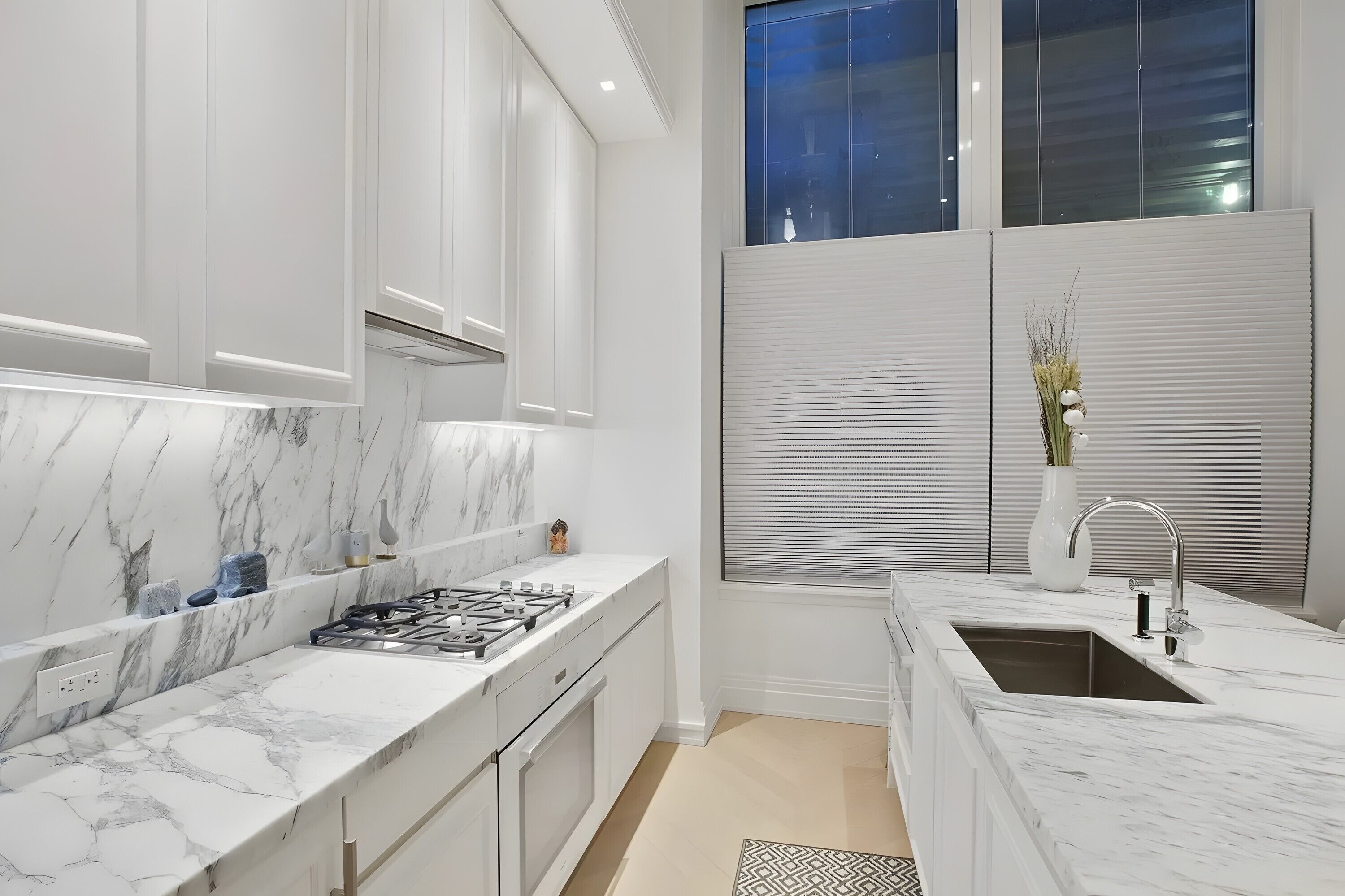 冰箱、微波炉、烤箱、洗碗机