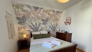 3 chambres, fer et planche Ă repasser, Wi-Fi, draps fournis