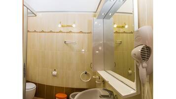 Douche, serviettes fournies