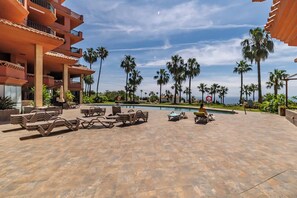 Outdoor dining - 28 - Exclusive Modern Penthouse with Stunning Views & Pool, Benalmadena (Benalmádena)