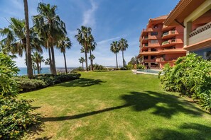 Property grounds - 28 - Exclusive Modern Penthouse with Stunning Views & Pool, Benalmadena (Benalmádena)