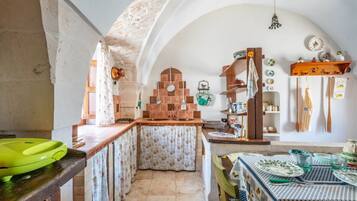 Fridge, highchair