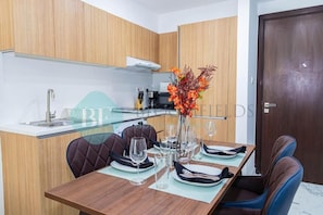 Apartamento, sacada | Opções para refeição