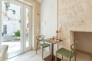 Dining - Princess Suite 1 by Rentbeat  (Martina Franca)
