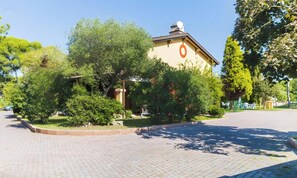 Property grounds - Apartment 'Borgo Stella Y' with Private Terrace, Wi-Fi and Air Conditioning (Bibione)