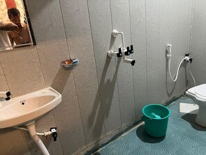 Deluxe Room | Bathroom - Maa Yashoda Devi Residency (Mathura)