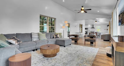 Glass Garden Retreat | Atrium Garden Home 12 Guest