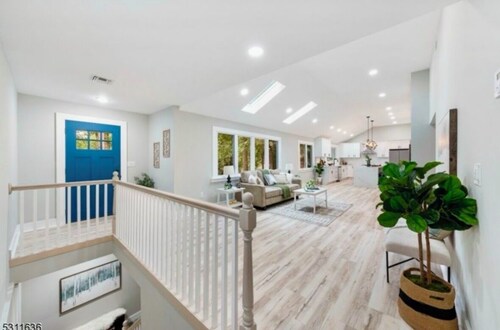 World Cup Special: Fabulous 4-bedroom home in private secluded full-acre woods