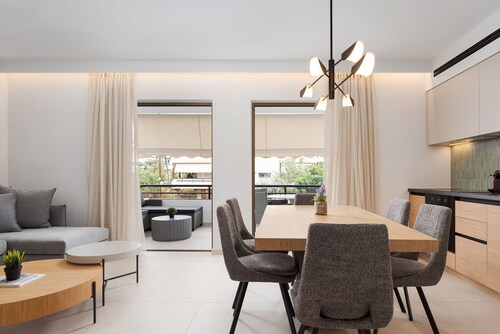 Glyfada Signature Apartment