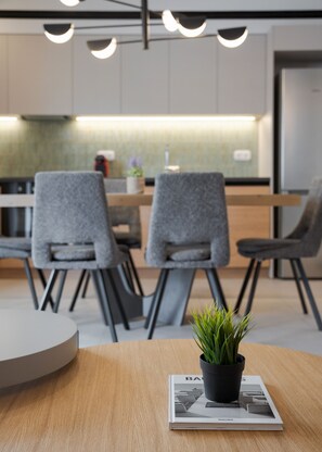 Dining - Glyfada Signature Apartment (Glifada)