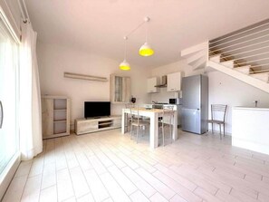Interior - Villetta Acacia K&G House (Viddalba)