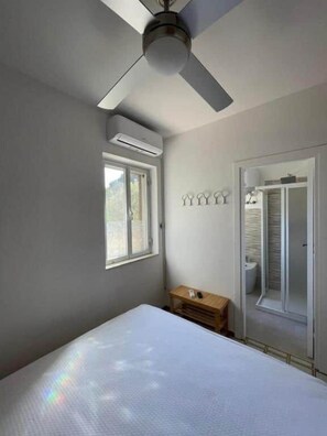 1 chambre, fer et planche à repasser, Wi-Fi