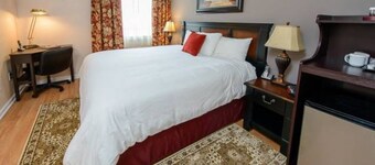Monthly Stay - Private 2 Queen Bedroom