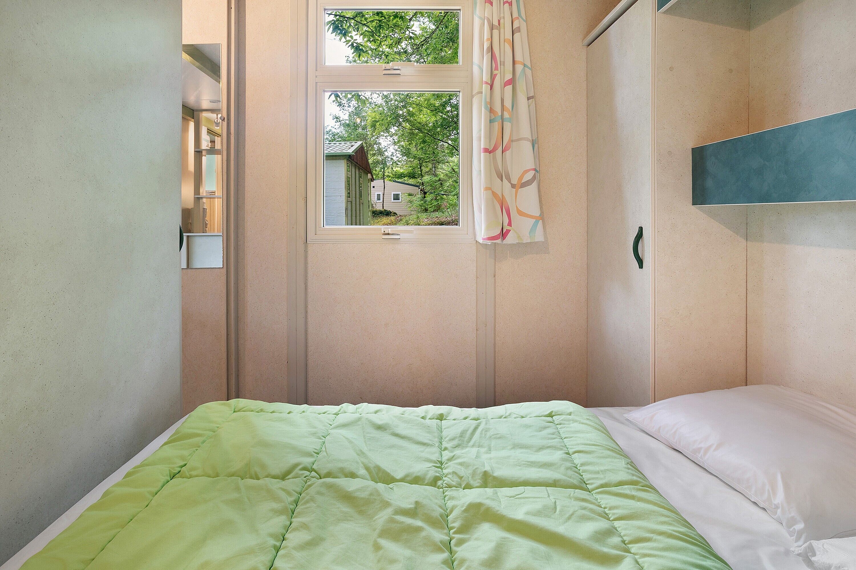 2 bedrooms