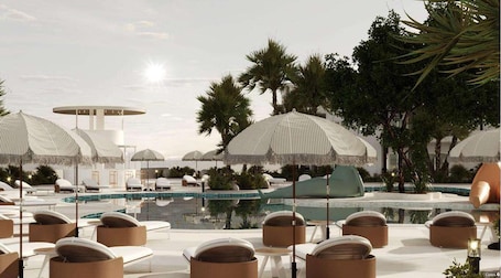 3 outdoor pools