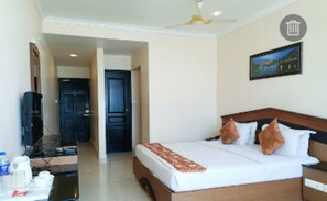 Iron/ironing board, free WiFi, wheelchair access - THE SEASHORE HOTEL (Nagercoil)