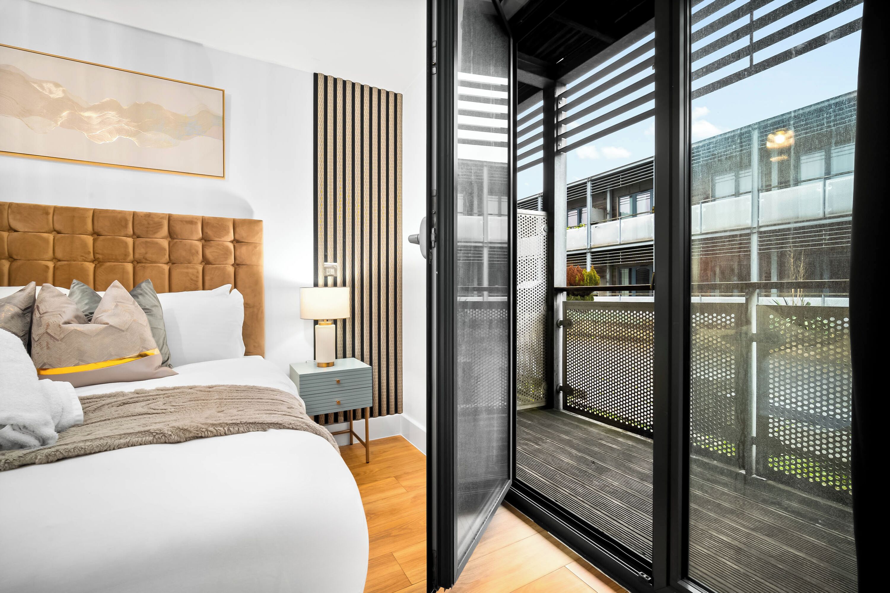 2 bedrooms, iron/ironing board, travel cot, free WiFi