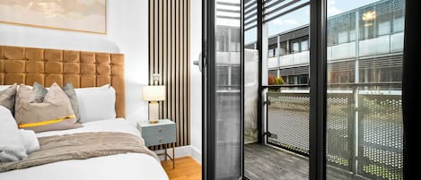 2 bedrooms, iron/ironing board, travel cot, free WiFi