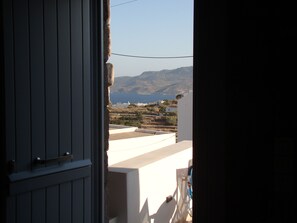 Petra Split-Level Apartment | Terrace/patio - Efis Apartments (Milos)