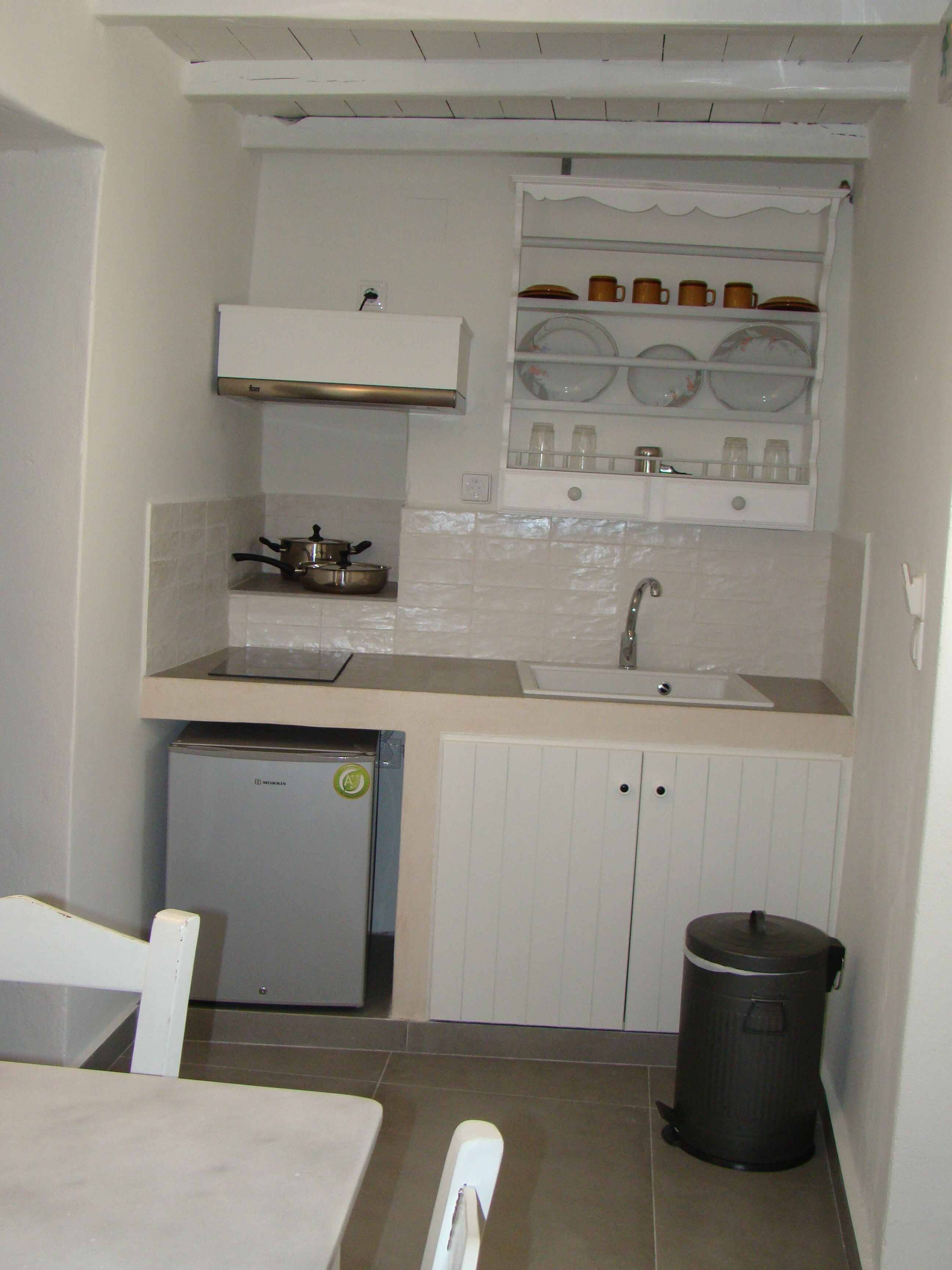 1-Bedroom Apartment with Sea View Terrace | Lydisolert, wi-fi (inkludert) og sengetøy