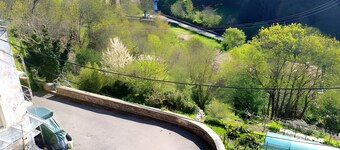 Guest Room “Montagne Noire, Chez 'Pinceau'” – Mountain View, Shared Terrace, Wi-Fi