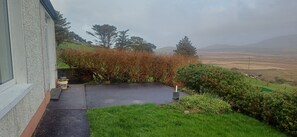 Property grounds - Jerry's Cottage, Dingle Penninsula Wild Atlantic Way and Páirc Nasiúnta na Mara  (Co)