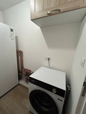 Interior - Year-round private spa South-facing terrace (Pluméliau-Bieuzy)