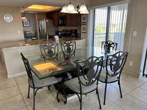 Dining - Siesta Sands 608 (Sarasota)