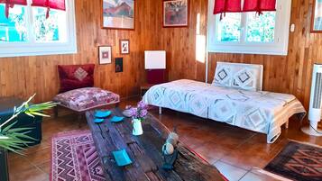 1 bedroom, WiFi, bed sheets