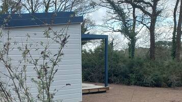 Enceinte de lâhĂ©bergement