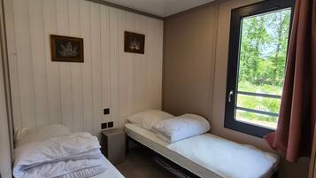 2 bedrooms, free WiFi