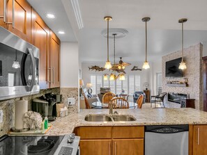 Coffee/tea maker - 2 Bedroom Beach Manor condo on the 7th Floor at Tops’l Resort with Sandestin Resort Perks!! (Miramar Beach)