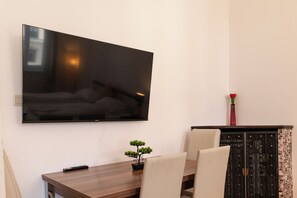 Interior - Executive Central Room Long Stay (Vienna)