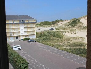 Exterior - Apartment near sea with private parking, quick beach access (Fort-Mahon-Plage)