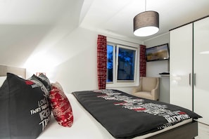 3 soverom, skrivebord, strykejern/-brett og wi-fi (inkludert)