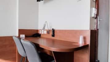 Habitación estándar con 2 camas individuales | Interior