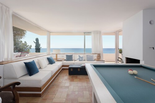 Coderch Casa Rovira, sea view with private swimming pool